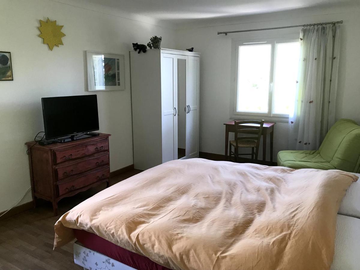 B&B Chez Anne-Marie Ніон Екстер'єр фото